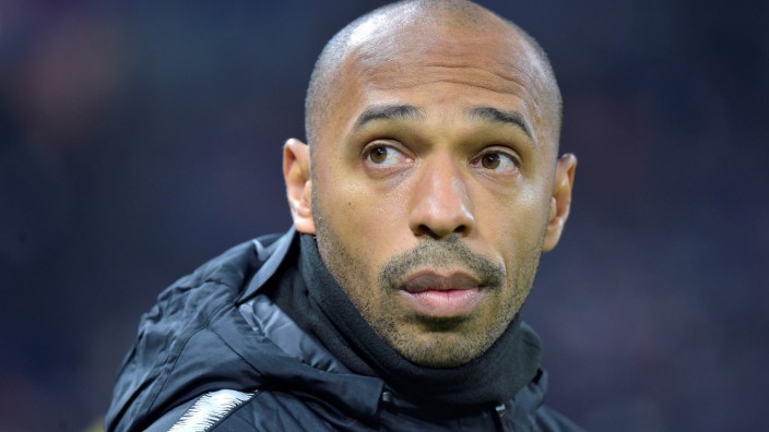 Ligue 1: Der französische Fußball-Erstligist AS Monaco hat seinen Trainer Thierry Henry mit sofortiger Wirkung suspendiert.