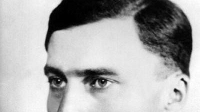 Graf von Stauffenberg über Tom Cruise: Der deutsche Offizier und spätere Widerstandskämpfer Claus Graf Schenk von Stauffenberg (1907 - 1944) in einer Aufnahme aus den frühen 30-er Jahren.