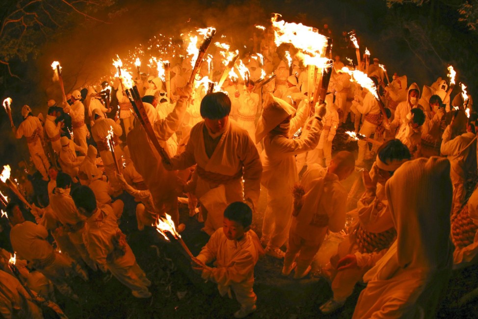 Japanisches Feuerfestival Oto Matsuri