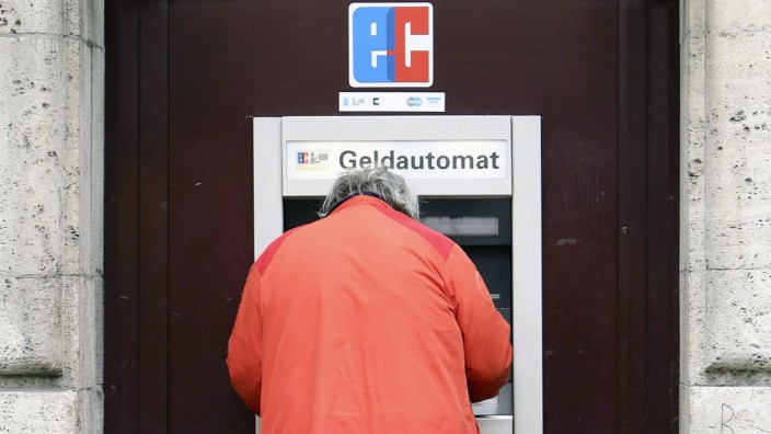 Sparda-Bank: Vor drei Wochen hoben die Deutschen vermehrt Geld ab. Inzwischen hat sich die Lage normalisiert.