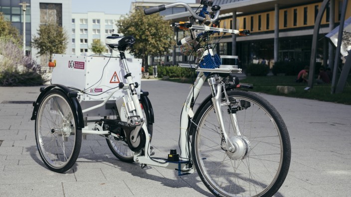 Autonomer Verkehr: Das autonome Fahrrad soll sich je nach Verwendungszweck anpassen lassen - zur Personenbeförderung aber auch als Cargo Bike.