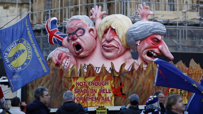 Brexit-Gegner zeigen ihren Unmut in London