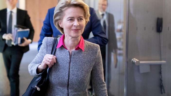 Bundestagsausschüüsse befassen sich mit 'Gorch Fock'