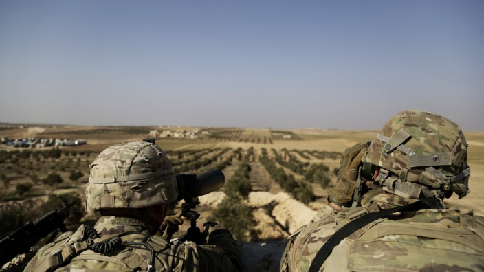 Syrien - Zwei US-Soldaten an der türkischen Grenze