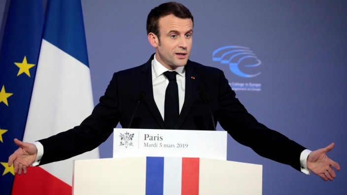 French President Emmanuel Macron delivers a speech during the closing session of the Intelligence College in Europe meeting at the Foreign Affairs Ministry in Paris