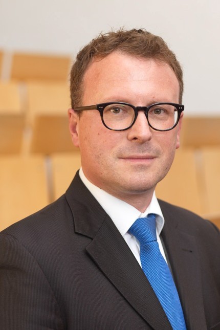 Regensburger Korruptionsprozess: Michael Kubiciel, 45, ist Professor für Deutsches, Europäisches und Internationales Straf- und Strafprozessrecht an der Universität Augsburg. Zudem berät er internationale Organisationen im Bereich der Korruptionsbekämpfung.