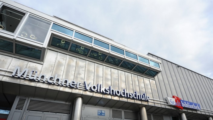 Münchner Volkshochschule und Stadtbibliothek in Hadern, 2013