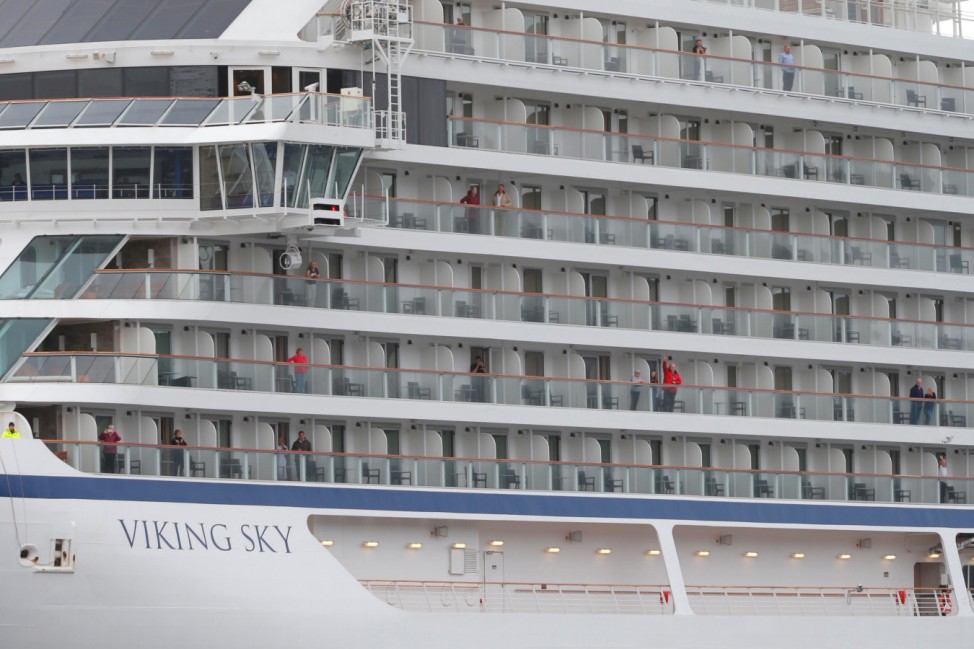 Viking Sky cruise ship arrives at Molde
