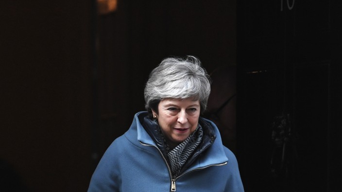 Brexit: Premieministerin Theresa May in der Downing Street 10