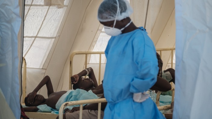 Mosambik - Cholera-Patienten in einem Erste-Hilfe-Lager