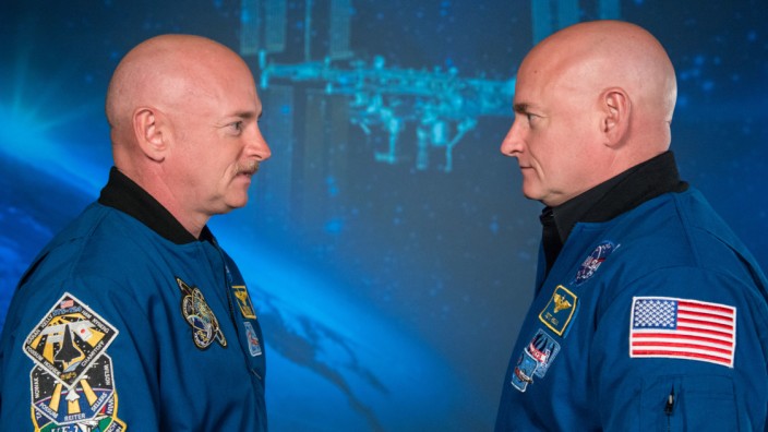 Die Astronauten Mark und Scott Kelly