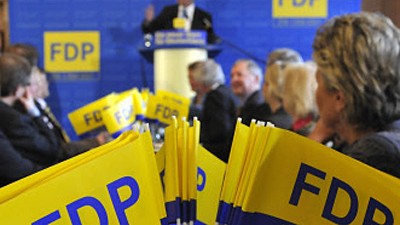 Parteien und ihre Popularität: Die FDP profitiert von der Krise.