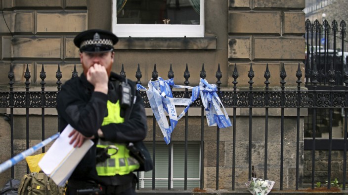 Schottland: Tatort in Edinburgh, an dem in der Nacht zum Mittwoch der Schauspieler Bradley Welsh (42) erschossen wurde.