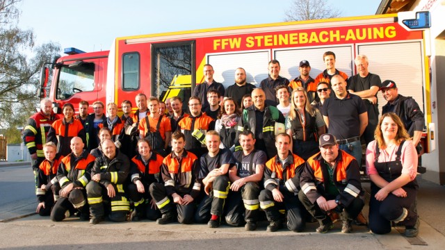 Luise Kinseher: Feiert von 15. bis 19. Juni das 125-jährige Bestehen der Einsatzgruppe auf der Festwiese am Feuerwehrhaus nach: die Mannschaft der Freiwilligen Feuerwehr Steinebach-Auing.