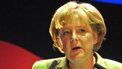 CDU/CSU-Wahlprogramm: Kanzlerin Angela Merkel wünscht einen "Dreiklang von Schuldentilgung, Investitionen in Innovation und steuerlicher Entlastung".