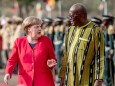 Kanzlerin Angela Merkel in Afrika