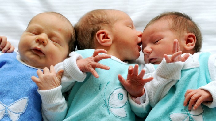 Geburten: Jedes dritte Baby in Bayern kommt per Kaiserschnitt zur Welt.