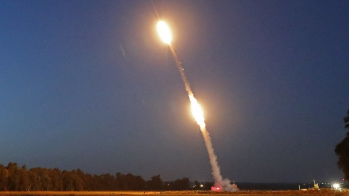 Nahostkonflikt: Viele der Raketen, die aus dem Gazastreifen auf Israel abgefeuert werden, kann das Abwehrsystem Iron Dome abfangen.