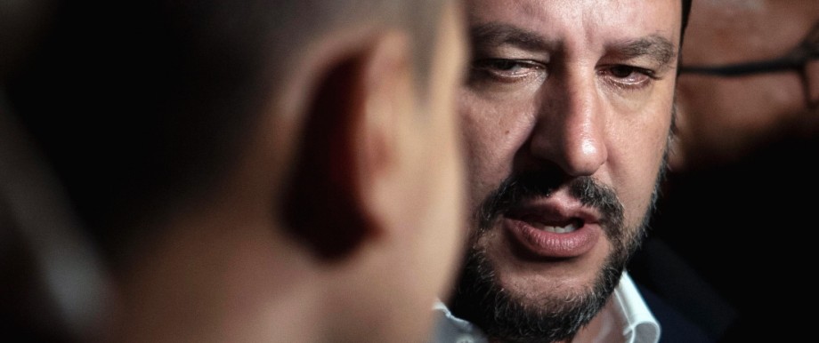Italien: Schon am Ende? Italiens Vizepremierminister Luigi Di Maio (vorne) und Matteo Salvini (Archivbild)