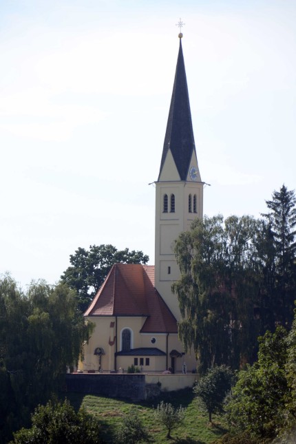 Haushalt: Über Sittenbach wacht St. Laurentius und über die Odelzhausener Finanzen ein guter Geist.