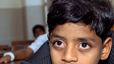 Kinderstar aus "Slumdog Millionär": Kinderstar aus dem Film "Slumdog Millionär": Der zehnjährige Azharuddin lebt nach wie vor in einem Slum in Mumbai.