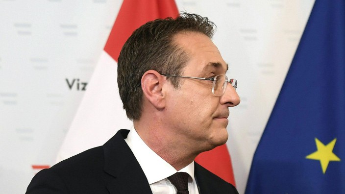 Prantls Blick: Heinz-Christian Strache trat am Samstag als österreichischer Vizekanzler und FPÖ-Chef zurück.