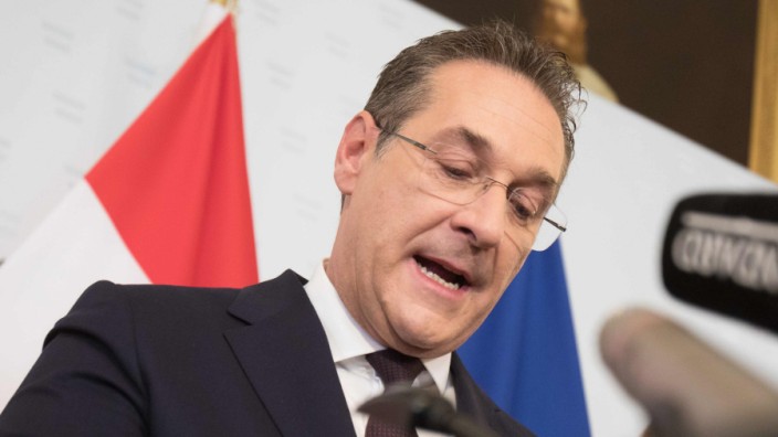 Livestream aus Zorneding: Die Enthüllungen rund um den österreichischen Politiker Heinz-Christian Strache veröffentlichte die SZ im Frühjahr 2019.