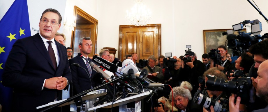 Austrian Vice Chancellor Heinz-Christian Strache addresses the media in Vienna