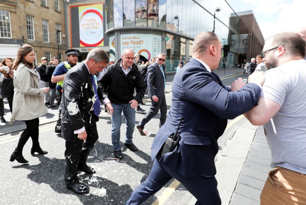Nigel Farage and Brexit Party candidates campaign in Newcastle