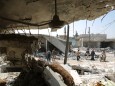 Syrien-Krieg - Zerstörte Gebäude nach einem Luftangriff in Idlib