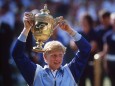 Boris Becker BR Deutschland Siegesjubel mit dem Pokal nach dem Wimbledon Finale 1985