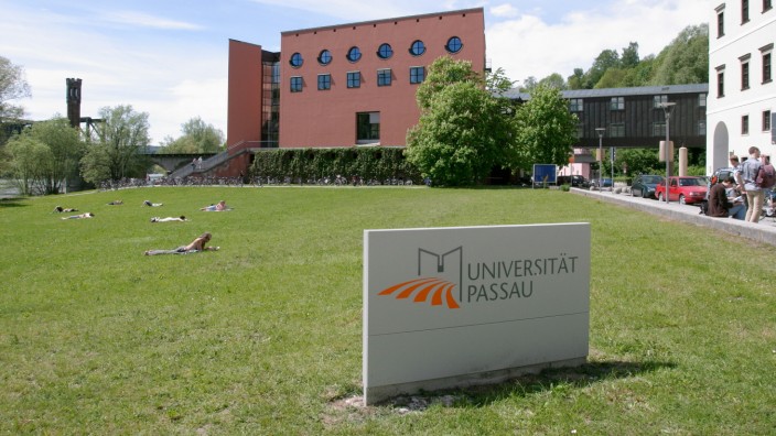 Hochschulpolitik: An der Universität Passau ist ein Jura-Studium möglich, allerdings sollen Referendare von Herbst 2024 an dort das zweite Staatsexamen nicht mehr ablegen können.