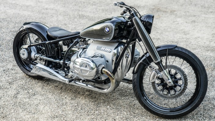 Motorrad: Ein völlig neuer Motor, ein Boxer mit 1800 Kubik, dessen zwei Zylinder weit aus der Maschine herausragen - das ist die neue BMW "Concept R 18".