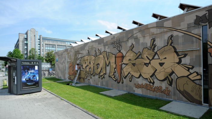 "Protest-Graffiti" am Münchner Hanns-Seidel-Platz, 2017