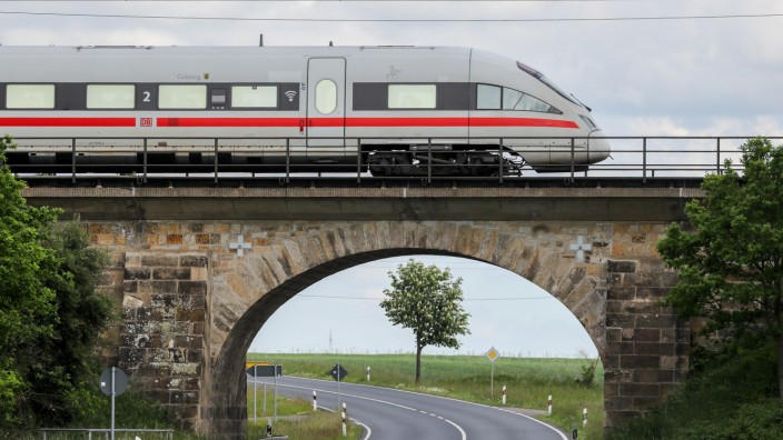 Bahn-Vorstand zum Spitzengespräch in Dresden