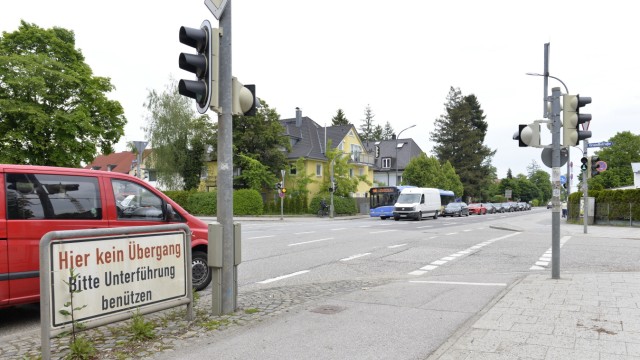 Obermenzing: Hier kracht es oft: Zuletzt hat es am 16. Mai an der Kreuzung Verdi-/Wöhlerstraße einen Abbiegeunfall gegeben.