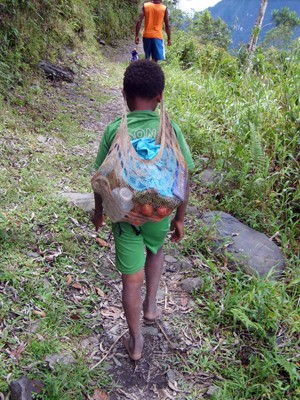 Kinder in West-Neuguinea