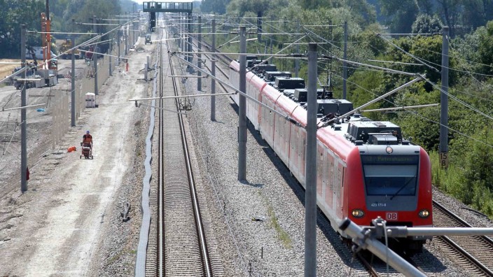 S-Bahn-Ausbau: Ab 2026 könnten die S-Bahnen bei Karlsfeld auf dem neuen Nordring verkehren.