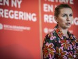FV19 Socialdemokratiet formand Mette Frederiksen holder pressemoede og fremlaegger 10 maal som en