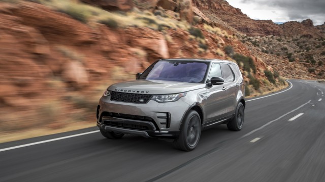 Vergleich: Ein Schwergewicht - auch bei den Absatzzahlen: Die Kunden stehen auf große SUVs wie den Land Rover Discovery.