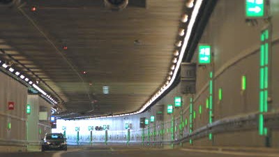 Richard-Strauss-Tunnel: Auf den ersten Blick wirkt alles fertig - tatsächlich ist bis zur Eröffnung aber noch einiges zu tun.