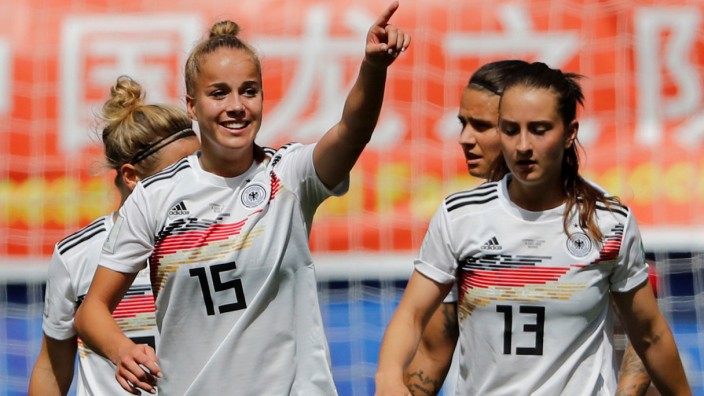 Women's World Cup - Group B - Germany v China
