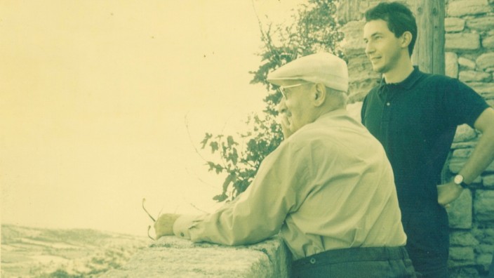 Martin Heidegger und Giorgio Agamben, Thouzon, 1966 (Foto von François Fédier. Mit freundlicher Genehmigung von Giorgio Agamben)