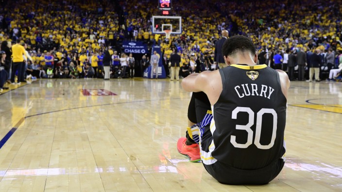 Golden State Warriors: Muss lange ohne seine wichtigsten Mitspieler, Klay Thompson und Kevin Durant, auskommen: Stephen Curry.