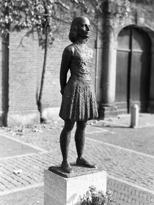 Anne Frank, Statue, Getty