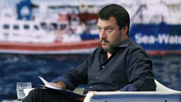 In seiner Zeit als italienischer Innenminister verwehrte Matteo Salvini Rettungsschiffen, Flüchtlinge in Italien an Land zu bringen.