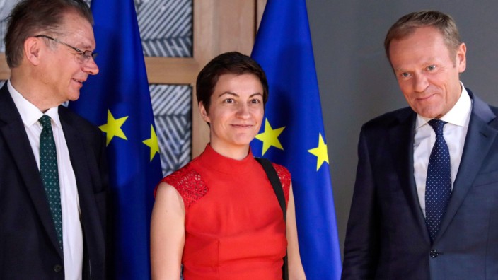 Straßburg: Die Grüne Ska Keller (mit dem Vizechef der Europäischen Grünen, Philippe Lamberts, und EU-Ratspräsident Donald Tusk, rechts) möchte Parlamentspräsidentin werden.
