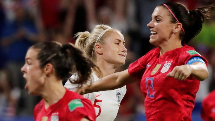 Women's World Cup - Semi Final - England v United States