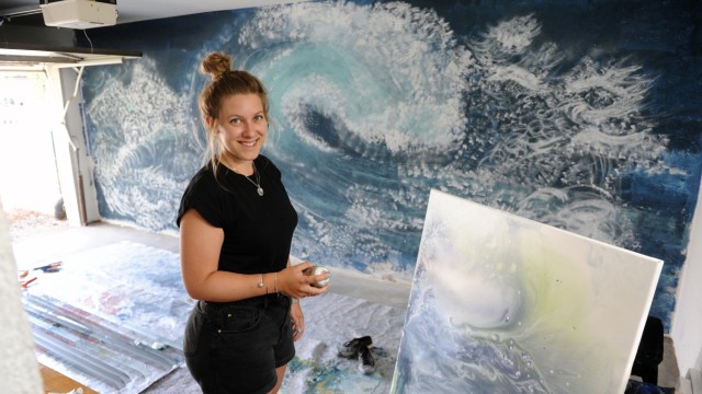 Neue Ausstellung: "Das Wasser ist mein Element", sagt Vicky Anna Lardschneider.