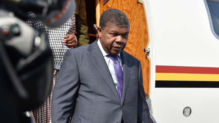Angola: Als er das Amt antrat, versprach Präsident Lourenço Reformen. Angola erholt sich nur langsam von der Politik seines Vorgängers.